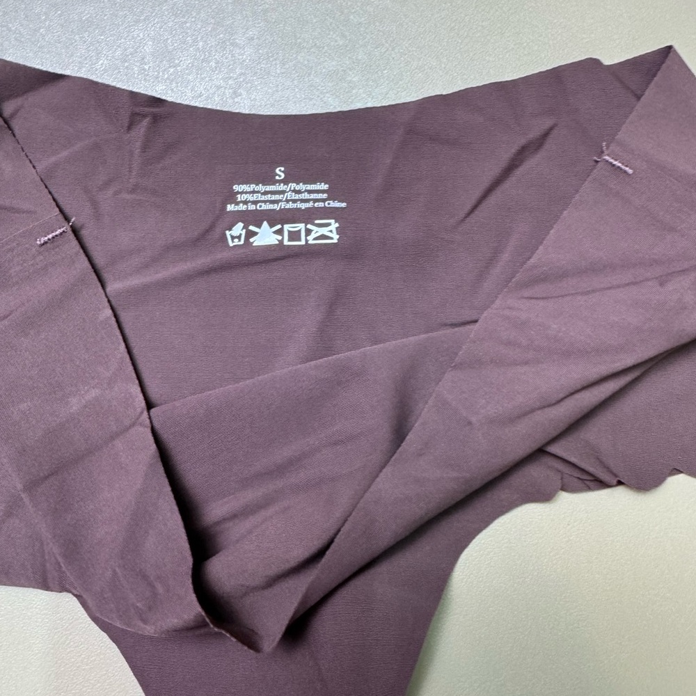 Women’s Seamless Thong Underwear No Show Stretch Panties NWOT Five Pairs - Picture 3 of 5